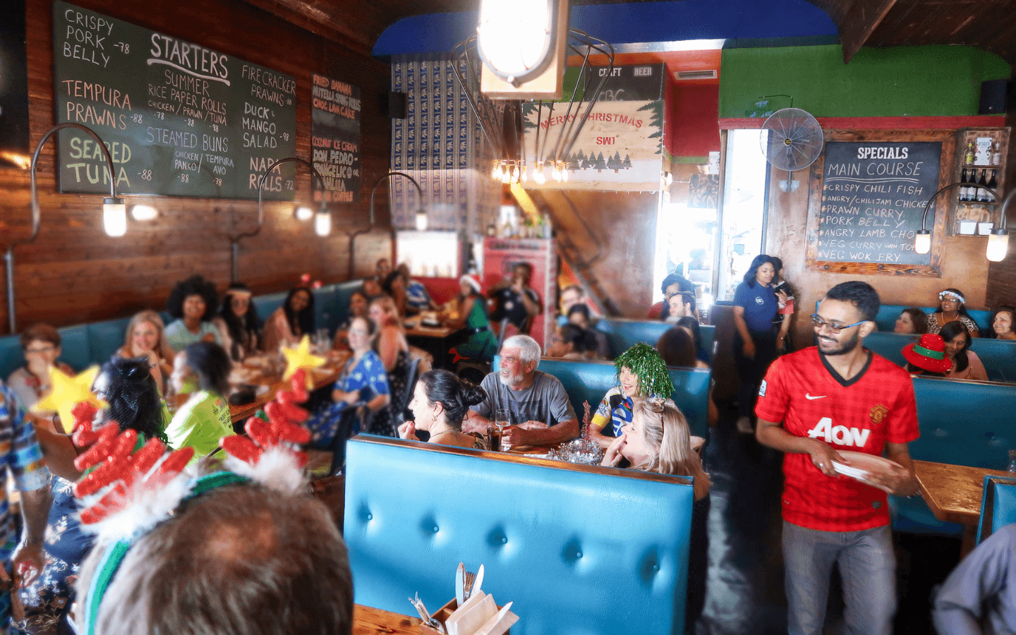 2019 lli end of year staff party feature